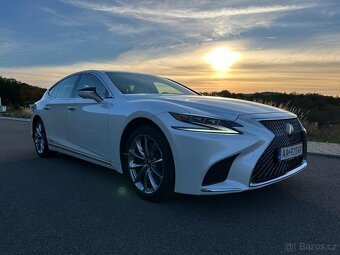 Lexus LS500h SUPERIOR - 3