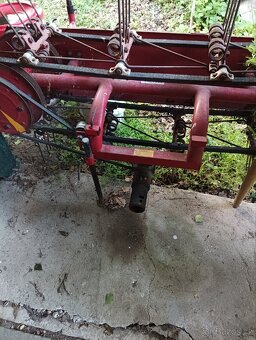 Obraceč sena Vari - 3