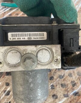 ABS Mercedes B180 W245 - 3