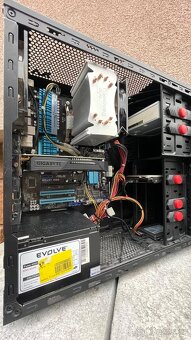AMD FX-8120 počítač - 3