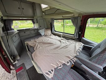 Malý ale RODINNÝ camper: Ford Transit NUGGET Westfalia - 3