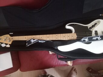 Fender jazz Bass - 3