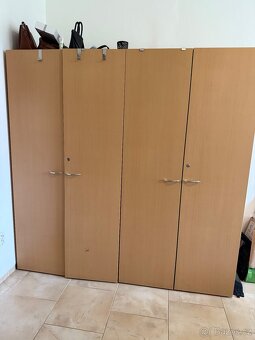 Šatní skříň - 3