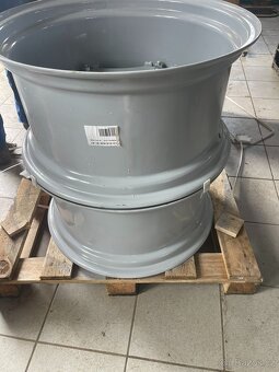 Originální ráfky na traktor Belarus, traktorbagr Belorus EO - 3