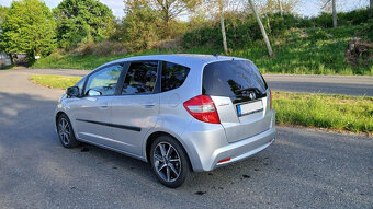 Honda Jazz 1.4 i-VTEC ve výbavě Comfort Plus - 3