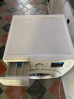 Pračka Samsung na 8kg - 3