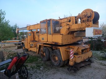 Tatra 148 ad 020 - 3
