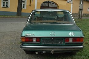MercedesBenz W123 300D rv 1979 pětivál třílitr manuál převod - 3