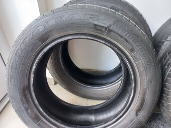 Pneu GOODYEAR - 3