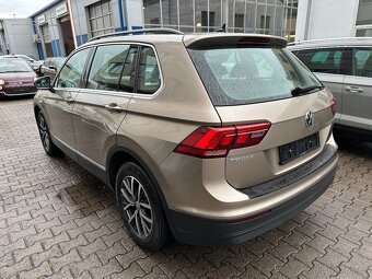 VW Tiguan Comfortline 2.0 TDI 110kW DSG LED tažné ALU17" - 3