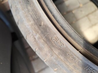 Pneu Dunlop 225/40 R18 - 3