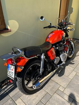 Triumph Bonneville SE - 3