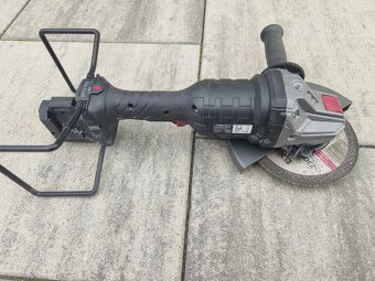 Aku úhlová bruska 230mm Parkside performance + 2 x 8ah - 3