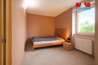 Prodej bytu 3+1, 66 m², Karlovy Vary, ul. Nerudova - 3