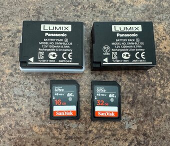 Panasonic DMC-FZ300 Lumix - 3