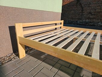 Masivní borovicová postel 160x200 s roštem - 3