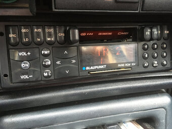 Autorádio Blaupunkt Paris RCM 104 - 3