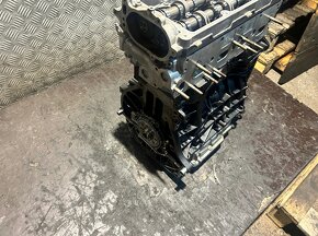 Škoda Octavia IV motor 2.0 TDI DST - 3