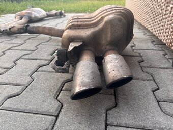 Prodám originál výfuk Audi S5 2009 4.2FSi V8 - 3