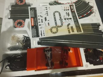 Prodám dvě autodráhy Carrera go formule - 3