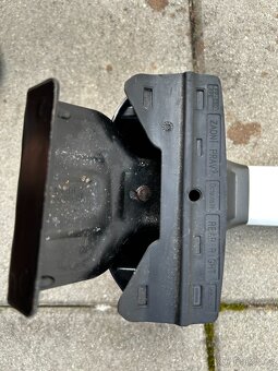 střešní nosič Octavia III Liftback - 3