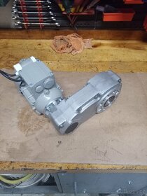 Převodovka kotle podavač Viadrus,Benekov,Kovarson,Dakon - 3