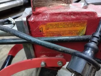 Štípačka na drevo - 3