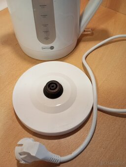 Rychlovarná konvice 1,7l - 3