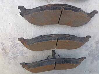 sada předních brzdových desek pro jeep kia - 3