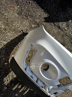 Suzuki Vitara - přední nárazník - 3