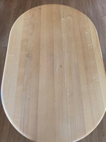 Dřevěný kuchyňský stůl - 3