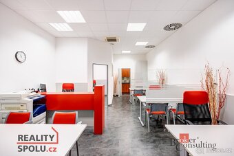 Prodej, komerční/obchodní prostory, 47 m2, Sluneční náměstí - 3