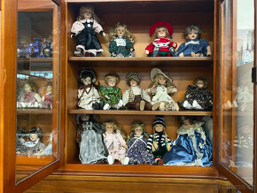 porcelánové panenky- sbírka - 3