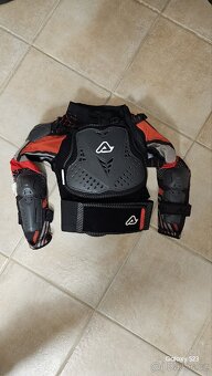 Acerbis vesta (chránič) - 3