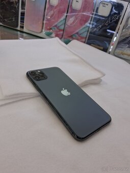 Apple iPhone 11 Pro Max 64 GB - 3
