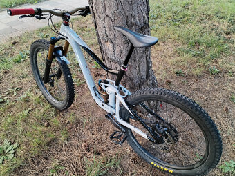 Giant Trance X3, velikost M, kola průměr 27,5 - 3