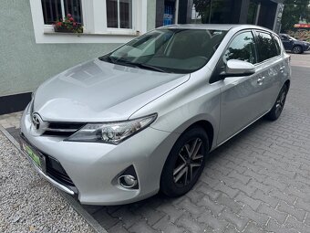 Toyota Auris 1,6 VVTi, 74tis.km, serviska, 2x kola - 3