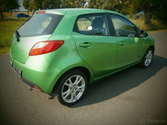 Mazda 2 1,3 5 dveří - 3