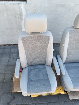 Otočné sedačky vw T5 T6 originál California - 3