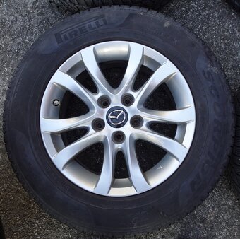 Zimní originál Mazda Alu kola 5x114,3 215/65 R16 - 3