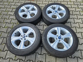 Orig. Ford 5x108 Zimní 235/55/17 - top - 3