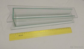 Moderní skleněná váza/dekorace - 3