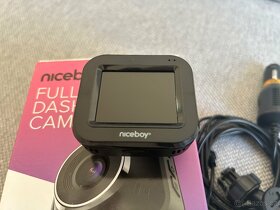 Kamera do auta NICEBOY PILOT Q2 Wifi 32GB karta - 3