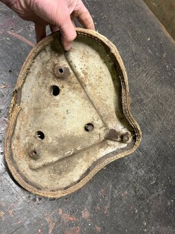 Sedlo Jawa 250,350 Pérák - 3