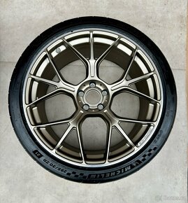 Mercedes AMG GT 21” Zlaty Michelin Pilot Sport Cup 2 - 3