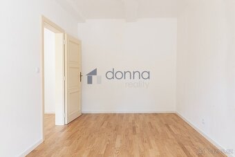 Prodej bytu 2+kk, 49 m2, ul. Studentská, Praha 6 - Dejvice - 3