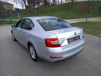 Škoda Octavia 1.6 TDi-digiklima-ČR-serviska - 3