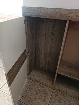 Skříň - 3