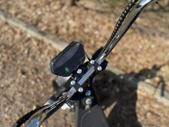 Elektrický skútr/chopper( koloběžka 1200w/60v - ruzne barvy - 3