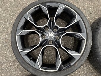 Sada ALU kol Škoda Octavia 3 RS 5x112 R19 - 3